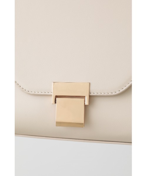 crie conforto（クリーコンフォルト）の「カブセミニショルダー（ショルダーバッグ・レディース・ライトパープル/ブラック/オフホワイト・FREE）」の4枚目の写真