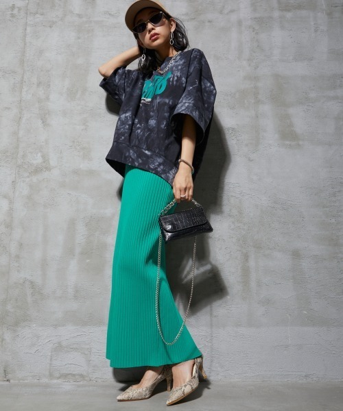 GEVS.(ジェイヴィス)の「<大きいサイズ> 綿100%ムラ染ロゴプリントTシャツ GEVS.(Tシャツ/カットソー・レディース・ブラック系/パープル系・4L/LL/3L/L/5L)」の8枚目の写真