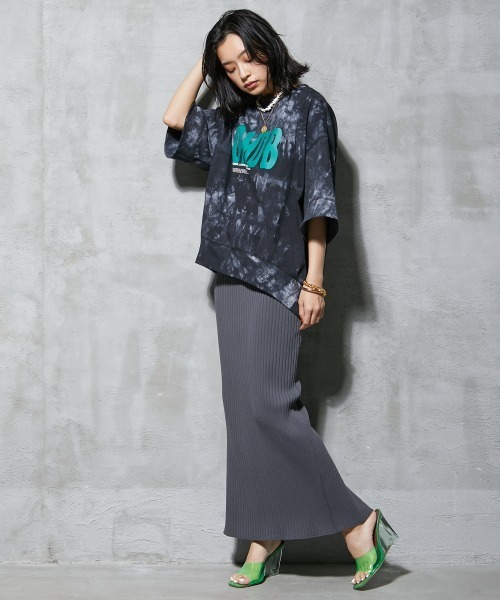 GEVS.(ジェイヴィス)の「<大きいサイズ> 綿100%ムラ染ロゴプリントTシャツ GEVS.(Tシャツ/カットソー・レディース・ブラック系/パープル系・4L/LL/3L/L/5L)」の11枚目の写真