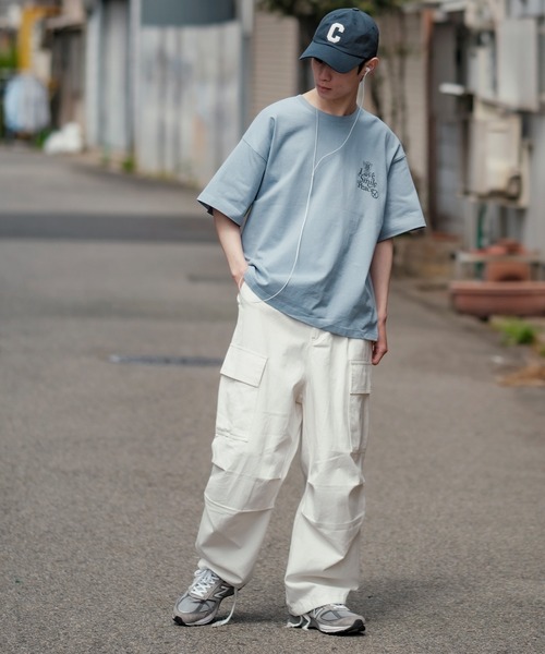 SMILEY FACE（スマイリーフェイス）の「【Smiliey Face】プリント＆ワッペン刺繍 半袖Tシャツ（Tシャツ/カットソー・メンズ・ブラック/サックスブルー/ブラック系その他/ホワイト/ホワイト系その他/ロイヤルブルー・X-LARGE/MEDIUM/LARGE）」の18枚目の写真