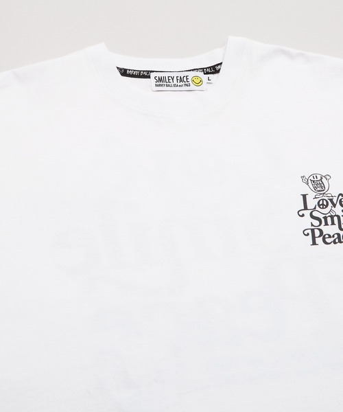 SMILEY FACE（スマイリーフェイス）の「【Smiliey Face】プリント＆ワッペン刺繍 半袖Tシャツ（Tシャツ/カットソー・メンズ・ブラック/サックスブルー/ブラック系その他/ホワイト/ホワイト系その他/ロイヤルブルー・X-LARGE/MEDIUM/LARGE）」の13枚目の写真