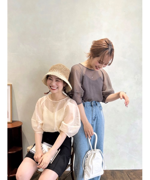 JUMELLE(ジュメロ)の「キャミセットシースルートップ(Tシャツ/カットソー・レディース・グレイッシュベージュ/アイボリー・FREE)」の3枚目の写真