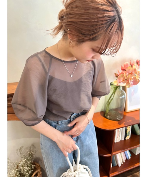 JUMELLE(ジュメロ)の「キャミセットシースルートップ(Tシャツ/カットソー・レディース・グレイッシュベージュ/アイボリー・FREE)」の11枚目の写真