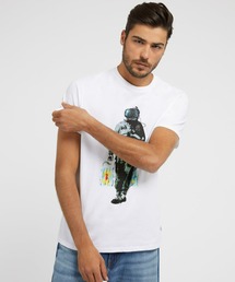 Guess | GUESS X BRANDALISED(R) WITH GRAFFITI BY BANKSY Spaceman Tee(Tシャツ/カットソー)