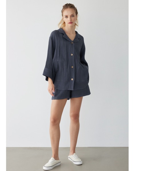 ALEXIA STAM（アリシアスタン）の「Cozy Cotton Gauze Shirt / コットンガーゼシャツ（シャツ/ブラウス・レディース・ホワイト/チャコールグレー・FREE）」の4枚目の写真