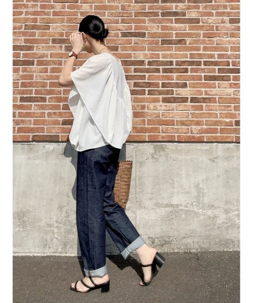 HONEYSUCKLE ROSE（ハニーサックルローズ）の「【接触冷感】【HONEYSUCKLE ROSE】サラサラバタフライシャツ（シャツ/ブラウス・レディース・ホワイト/ブラック・M/L）」の19枚目の写真