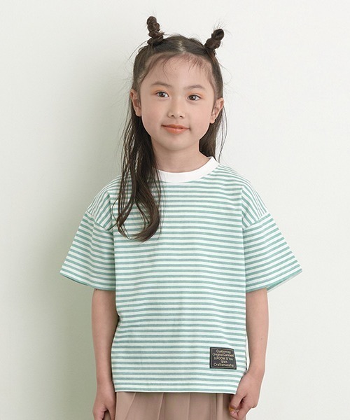 b・ROOM（ビールーム）の「【型崩れしないやわらかコットン】プリントボーダードロップＴシャツ（Tシャツ/カットソー・キッズ・サックスブルー/ブラック/レッド/モスグリーン/ベージュ/マスタード・100cm/110cm/120cm/130cm/140cm/150cm）」の4枚目の写真