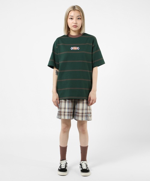 HUF（ハフ）の「HALF COURT STRIPE CREW / HUF ストライプ T