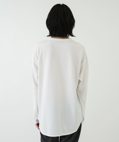 URBAN RESEARCH Sonny Label（アーバンリサーチサニーレーベル）の「『抗菌/防臭』レイヤードロングスリーブTシャツ（Tシャツ/カットソー・メンズ・ナチュラル/チャコールグレー/ホワイト・MEDIUM/LARGE）」の4枚目の写真