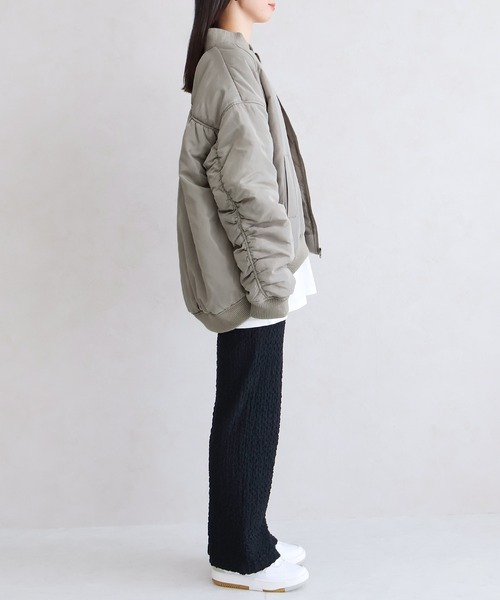 Social GIRL（ソーシャルガール）の「オーバーサイズギャザーMA-1ブルゾン（MA-1・レディース・ブラック/グレー/アイボリー・M/L）」の14枚目の写真