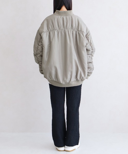 Social GIRL（ソーシャルガール）の「オーバーサイズギャザーMA-1ブルゾン（MA-1・レディース・ブラック/グレー/アイボリー・M/L）」の15枚目の写真