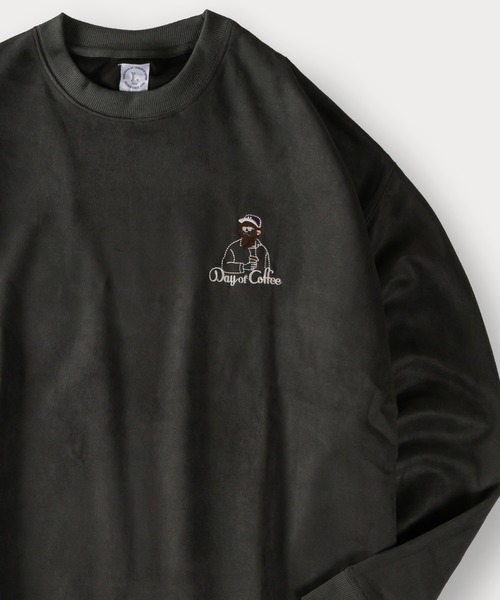 SlashDate(スラッシュデイト)の「BEARD MANワンポイント刺繍ポンチスウェードスウェット/プルオーバー(スウェット・メンズ・アイボリー/チャコールグレー/グレー系その他/グリーン/ブラウン/オフホワイト・L/M)」の3枚目の写真