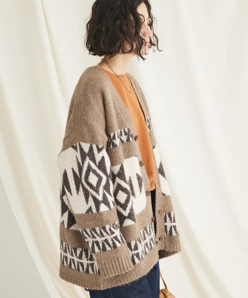 CRAFT STANDARD BOUTIQUE（クラフトスタンダードブティック）の「【男女兼用】オルテガ柄カーディガン　◆（カーディガン/ボレロ・レディース・グレー/ブラック/ベージュ・L/M）」の3枚目の写真