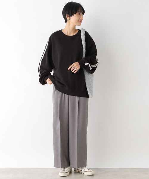 LEPSIM(レプシィム)の「ラインスウェットプルオーバー 977236(Tシャツ/カットソー・レディース・ブラック/ライトグレー/チャコールグレー/オフホワイト/グレー系その他・FREE/SHORT)」の9枚目の写真