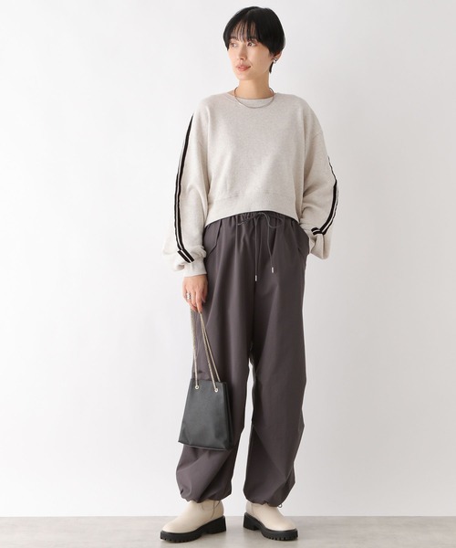 LEPSIM(レプシィム)の「ラインスウェットプルオーバー 977236(Tシャツ/カットソー・レディース・ブラック/ライトグレー/チャコールグレー/オフホワイト/グレー系その他・FREE/SHORT)」の13枚目の写真