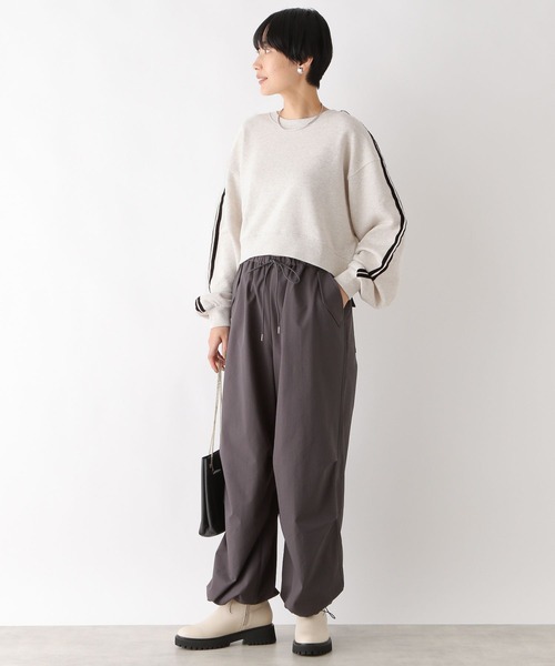 LEPSIM(レプシィム)の「ラインスウェットプルオーバー 977236(Tシャツ/カットソー・レディース・ブラック/ライトグレー/チャコールグレー/オフホワイト/グレー系その他・FREE/SHORT)」の15枚目の写真
