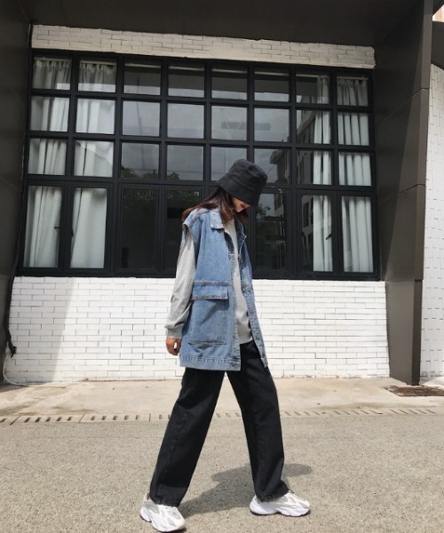 sorule（ソルレ）の「オーバーデニムベスト（ベスト・レディース・ブラック/ブルー・MEDIUM/LARGE）」の15枚目の写真