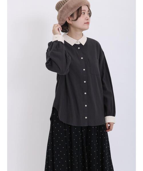 Samansa Mos2(サマンサ モスモス)の「ネルクレリックレギュラーカラーシャツ(シャツ/ブラウス・レディース・オフホワイト/ブラウン/チャコールグレー/キナリ・F)」の3枚目の写真