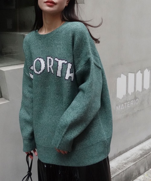 CORNERS(コーナーズ)の「ロゴクルーネックニットプルオーバー(ニット/セーター・レディース・グレイッシュベージュ/ピンク/グリーン・FREE)」の17枚目の写真