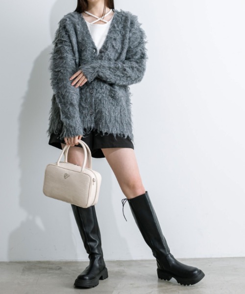 OLIVE des OLIVE（オリーブデオリーブ）の「ハートエンブレム付きボストンバッグ　1032120170（ショルダーバッグ・レディース・ブラック/サックスブルー/アイボリー・FREE）」の8枚目の写真