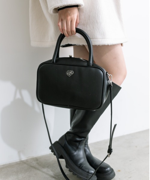 OLIVE des OLIVE（オリーブデオリーブ）の「ハートエンブレム付きボストンバッグ　1032120170（ショルダーバッグ・レディース・ブラック/サックスブルー/アイボリー・FREE）」の13枚目の写真