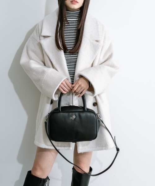 OLIVE des OLIVE（オリーブデオリーブ）の「ハートエンブレム付きボストンバッグ　1032120170（ショルダーバッグ・レディース・ブラック/サックスブルー/アイボリー・FREE）」の14枚目の写真