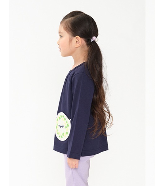 Moujonjon（ムージョンジョン）の「刺繍入りポシェット付き長袖Ｔシャツ（Tシャツ/カットソー・キッズ・ピンク/ネイビー・130/100/80/90/140/110/120）」の5枚目の写真