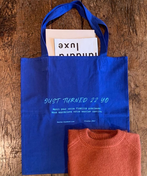 JOURNAL STANDARD LUXE（ジャーナルスタンダード　ラックス）の「22thトート L（トートバッグ・レディース・ブルー/ホワイト×ホワイト/ピンク系その他・FREE）」の3枚目の写真