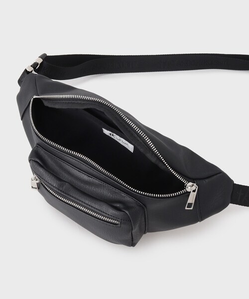 tk.TAKEO KIKUCHI(ティーケータケオキクチ)の「◆【WEB限定】レザー調ミニウエストバッグ(ボディバッグ/ウエストポーチ・レディース・ブラック系/ブラック系4/ベージュ系4/ブラック系1/ブラック系5/ダークブラウン/ブラック・00)」の19枚目の写真