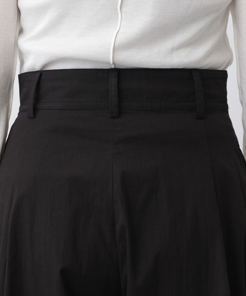 A part by(アパートバイ)の「プリーツタックワイドパンツ(その他パンツ・レディース・ブラック/アイボリー・SMALL/MEDIUM)」の16枚目の写真