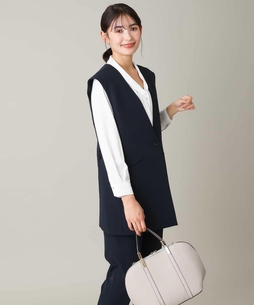 a.v.v（アーヴェヴェ）の「【洗える/イージーケア】ダブルクロスベルト付ジレジャケット（スーツベスト・レディース・ネイビー/ライトグレー・42/34/38/36/40）」の7枚目の写真