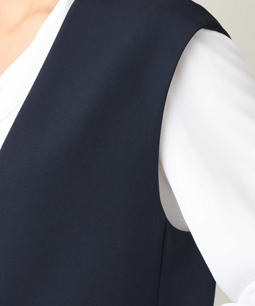 a.v.v（アーヴェヴェ）の「【洗える/イージーケア】ダブルクロスベルト付ジレジャケット（スーツベスト・レディース・ネイビー/ライトグレー・42/34/38/36/40）」の3枚目の写真