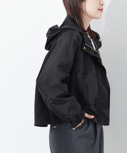 journal standard L'essage（ジャーナルスタンダードレサージュ）の「ナイロンフードブルゾン（ブルゾン・レディース・ブラック/ベージュ・FREE）」の5枚目の写真