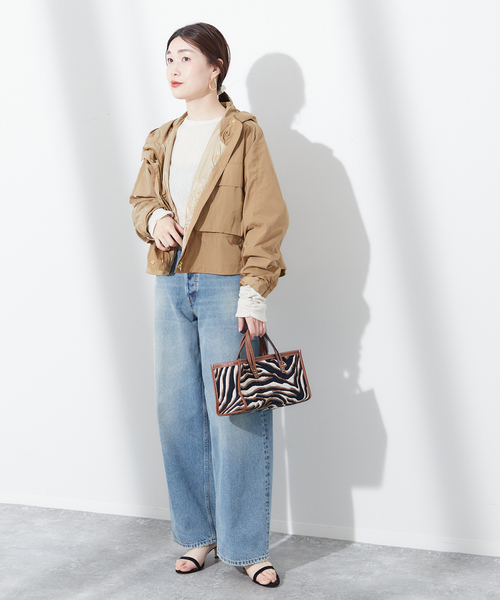 journal standard L'essage（ジャーナルスタンダードレサージュ）の「ナイロンフードブルゾン（ブルゾン・レディース・ブラック/ベージュ・FREE）」の9枚目の写真