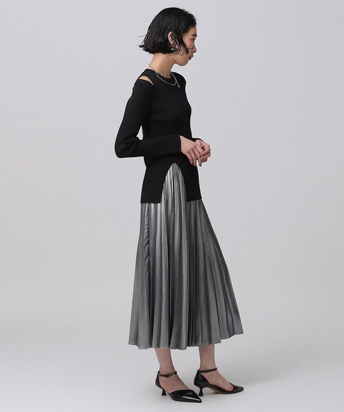 GALLEST（ギャレスト）の「シャイニープリーツスカート（スカート・レディース・ゴールド/ブラック/シルバー・36/38/40）」の18枚目の写真