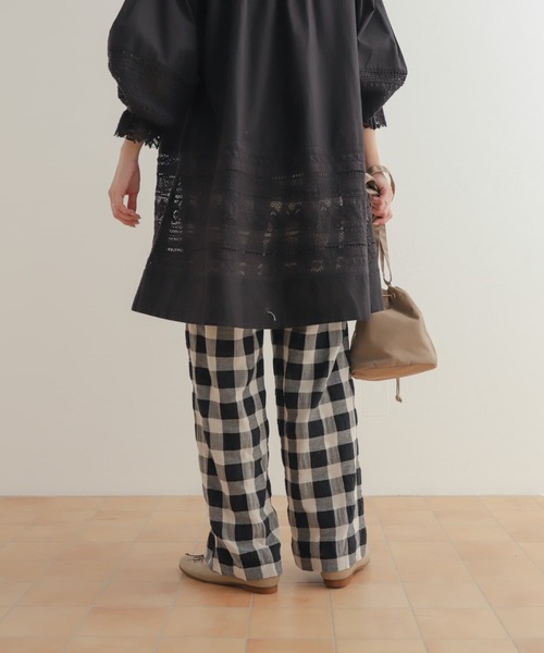 URBAN RESEARCH DOORS（アーバンリサーチドアーズ）の「ギンガムチェックイージーパンツ（その他パンツ・レディース・ブラック系その他/ブルー系その他・MEDIUM）」の20枚目の写真