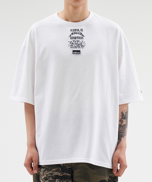 セール】【AJOBYAJO】Total Logo Embroidered T-Shirt（Tシャツ