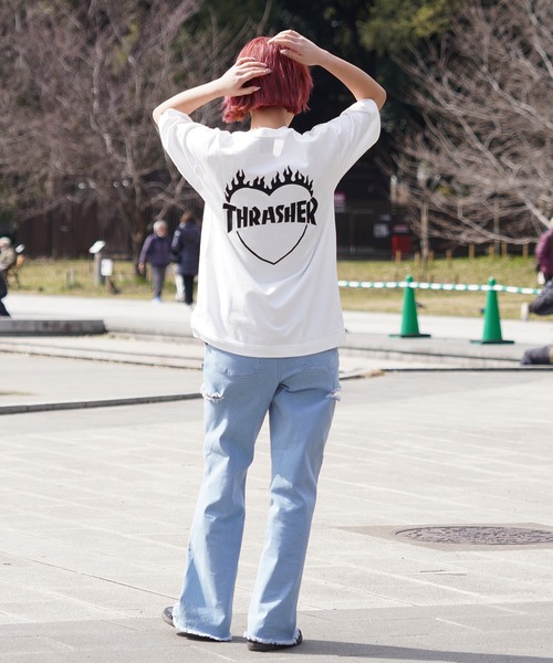 THRASHER（スラッシャー）の「【ムラサキスポーツ限定】THRASHER/スラッシャー 無地Tシャツ バーニングハートロゴ ビックシルエット 刺繍ロゴ ボックスシルエット 男女兼用 THML-24SPZOZO01（Tシャツ/カットソー・レディース・ブラック/ホワイト・M/L/XL）」の13枚目の写真
