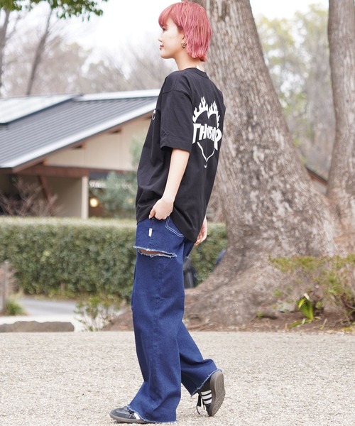 THRASHER（スラッシャー）の「【ムラサキスポーツ限定】THRASHER/スラッシャー 無地Tシャツ バーニングハートロゴ ビックシルエット 刺繍ロゴ ボックスシルエット 男女兼用 THML-24SPZOZO01（Tシャツ/カットソー・レディース・ブラック/ホワイト・M/L/XL）」の11枚目の写真