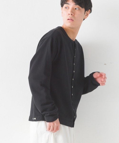 OMNES（オムネス）の「メンズ 裏毛スウェット パールドットカーディガン（カーディガン/ボレロ・メンズ・グレー/ホワイト/ブラック/モカ・LARGE/MEDIUM）」の2枚目の写真
