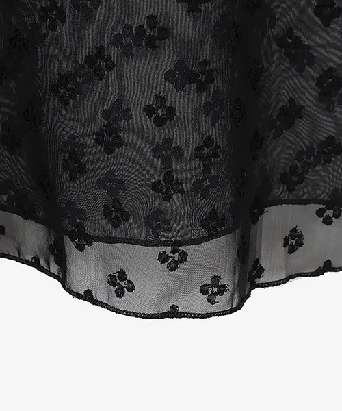 Girly Doll(ガーリードール)の「シアーフラワー刺繍レイヤードワンピース(ワンピース・レディース・ベージュ/ブラック・F)」の12枚目の写真