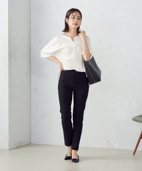 COMME CA MODELS(コムサモデルズ)の「【美しいベーシックパンツ】サマーハイテンションパンツ(その他パンツ・レディース・ネイビー/ベージュ/ブラック/カーキ・XX-SMALL/X-SMALL/SMALL/MEDIUM/LARGE/X-LARGE/XX-LARGE)」の6枚目の写真