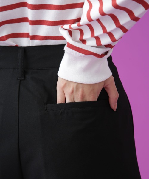 Apo(s)ture(アポスチャー)の「SOFIA-001/TRワンタックショートパンツ(スラックス・レディース・ブラウン/ブラック/グレー/ベージュ・XS/S/M/L/XL)」の10枚目の写真