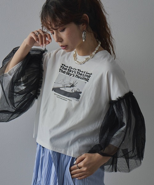 bohmal(ボマール)の「デザインプリントチュールスリーブTシャツ(Tシャツ/カットソー・レディース・ホワイト/ブラック・FREE)」の1枚目の写真