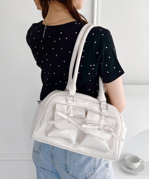 Loueme（ルエム）の「ダブルポケットリボンショルダーバッグ（ショルダーバッグ・レディース・レッド/アイボリー/ブラック/シルバー/ピンク・FREE）」の18枚目の写真