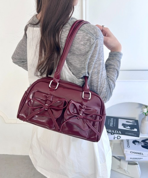 Loueme（ルエム）の「ダブルポケットリボンショルダーバッグ（ショルダーバッグ・レディース・レッド/アイボリー/ブラック/シルバー/ピンク・FREE）」の12枚目の写真