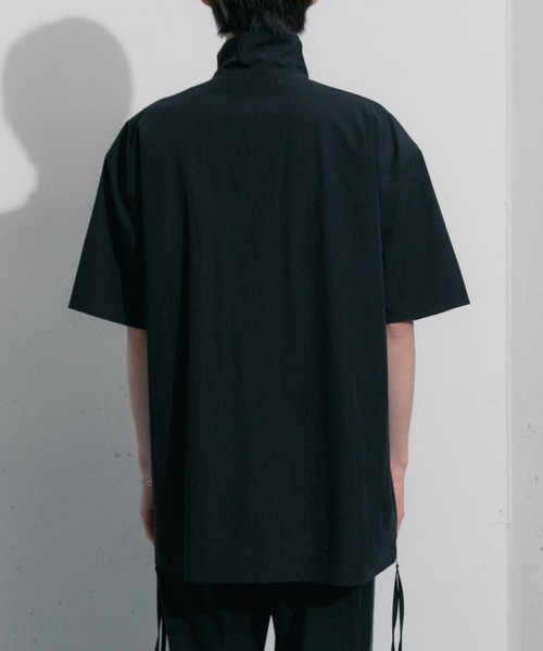 Uiscel（ユイセル）の「Uiscel　4wayストレッチサイドジップルーズシャツ（シャツ/ブラウス・メンズ・ブラック/ブルー・MEDIUM/LARGE）」の22枚目の写真