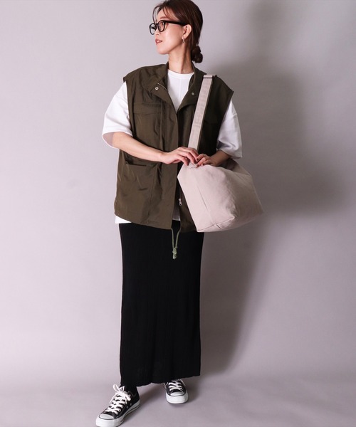 BAYBLO(ベイブロ)の「(CR)【ユニセックス】キャンバス シンプル ショルダーバッグ(ショルダーバッグ・レディース・アイボリー/ダークグレー/ブラック/ライトグレー・ONE SIZE)」の9枚目の写真