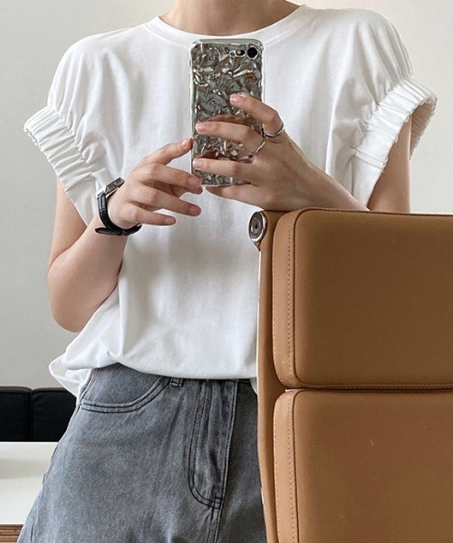 COCOMOMO(ココモモ)の「ギャザースリーブTシャツ コットン100%(Tシャツ/カットソー・レディース・ブラック/ホワイト/グリーン/イエロー・M/L/XL)」の7枚目の写真