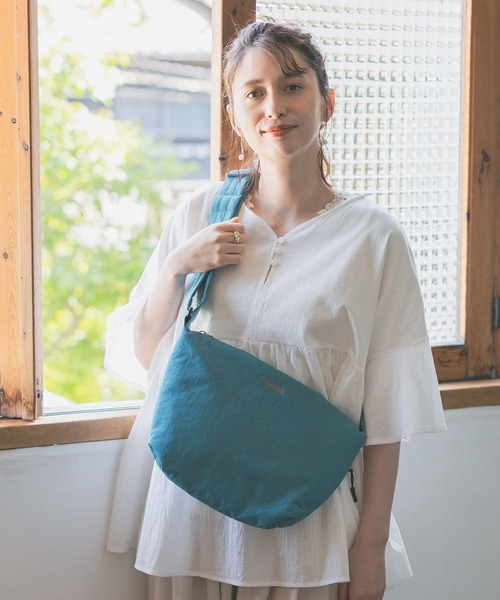 studio CLIP（スタディオクリップ）の「ナイロンワンマイルショルダー（ショルダーバッグ・レディース・ブラック/ベージュ/アイボリー/ブルー・FREE）」の21枚目の写真